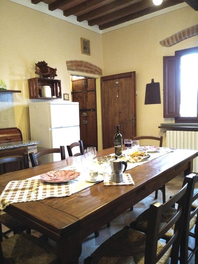 Podere Il Leccione Palaia Exteriör bild