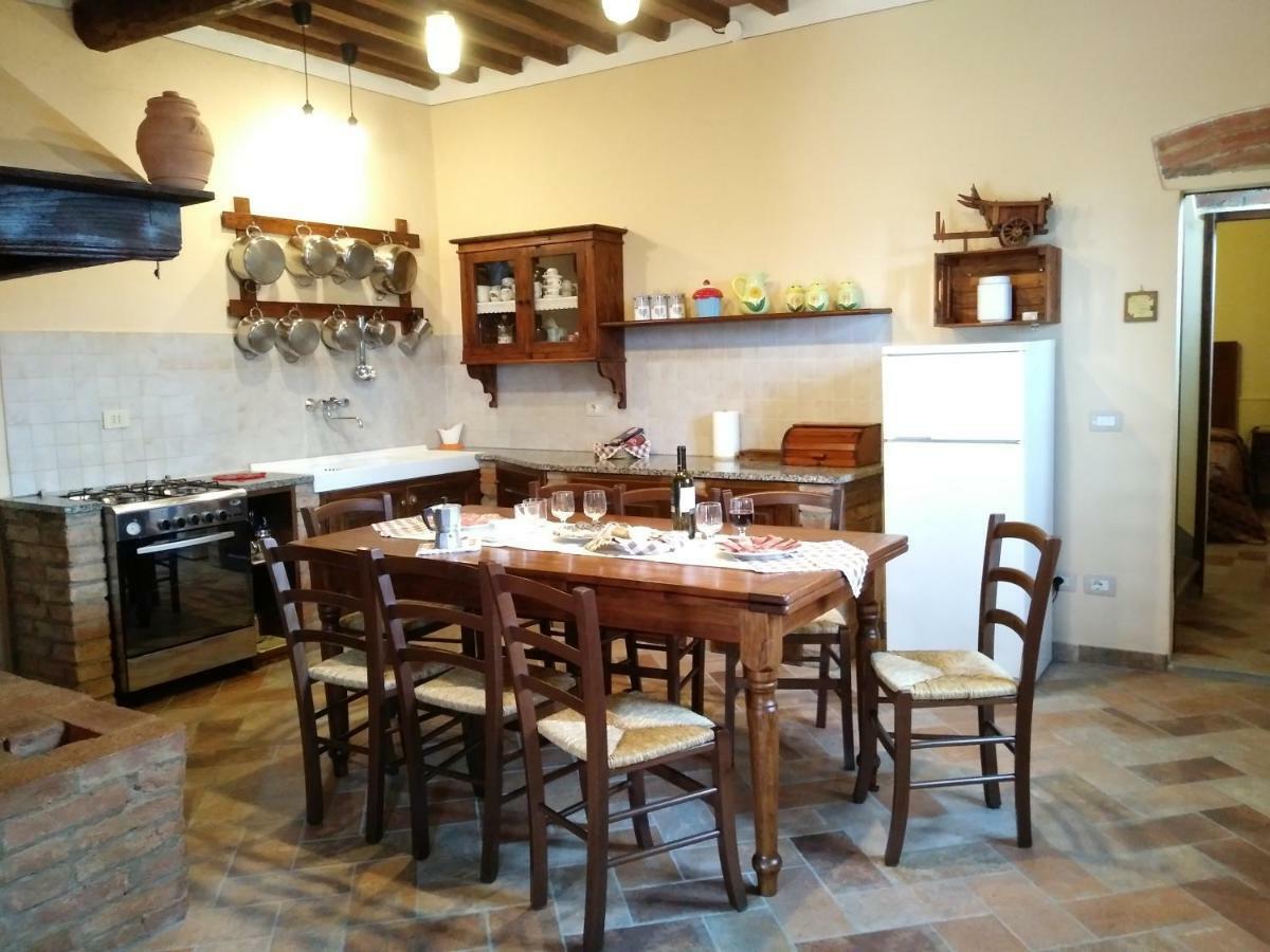 Podere Il Leccione Palaia Exteriör bild